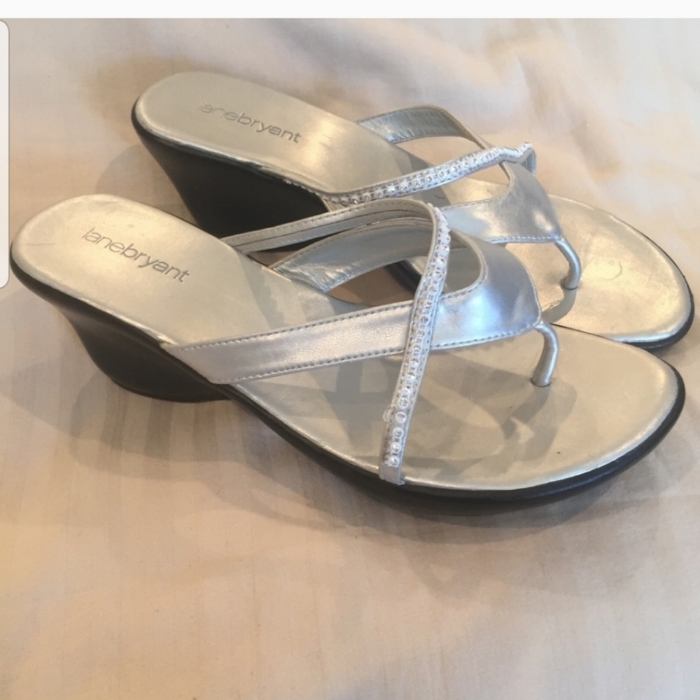 Sz 10 Lane Bryant silver sparkle wedge sandals